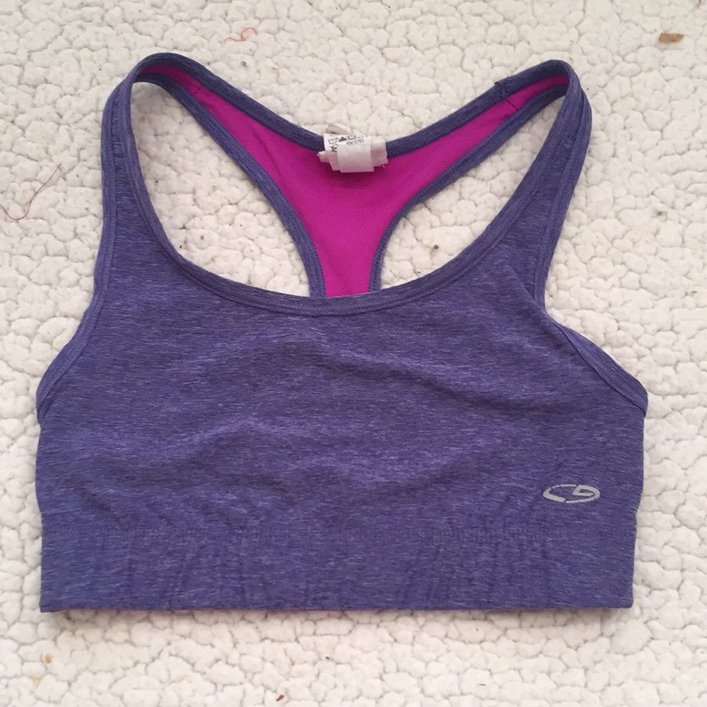 Sports bra